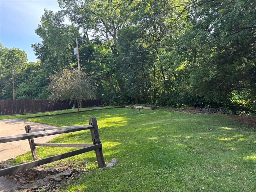 2425 Elephant Trail — photo 55