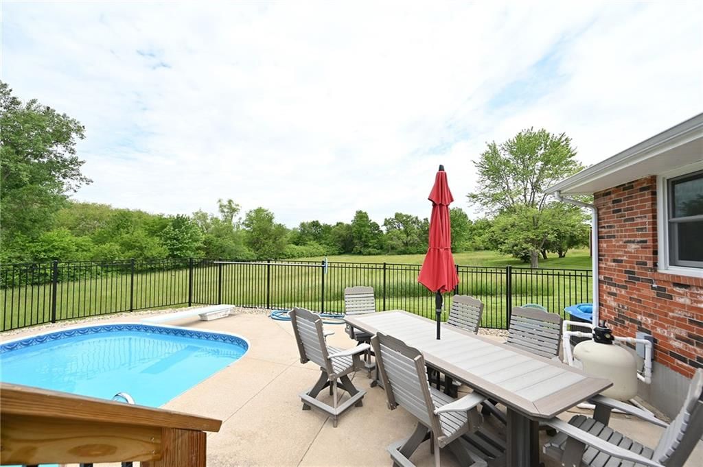 24140 Williams Road — photo 14