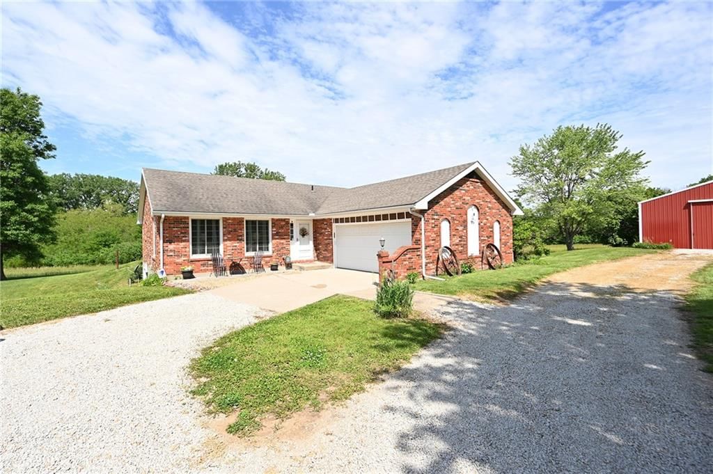24140 Williams Road — photo 3