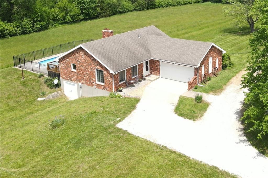 24140 Williams Road — photo 4