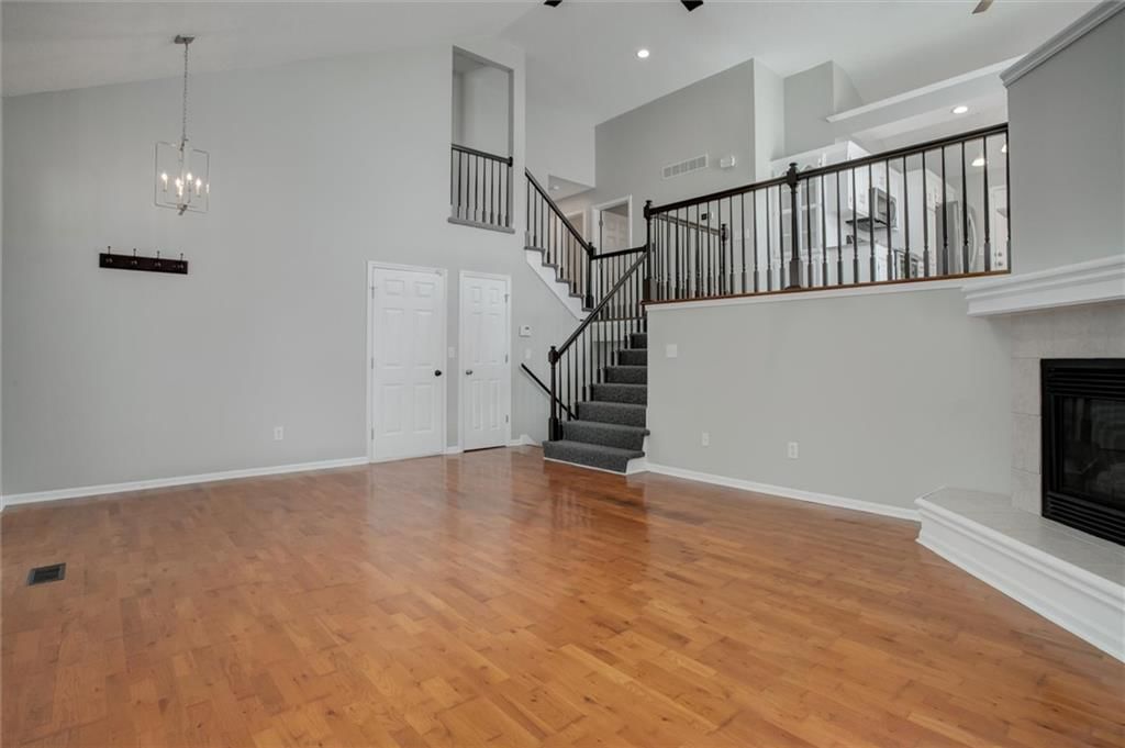 1014 Manse Drive — photo 4