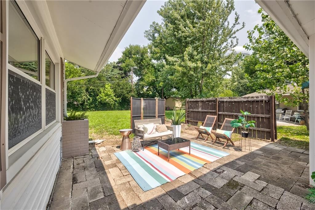 4306 W 78th Terrace — photo 30