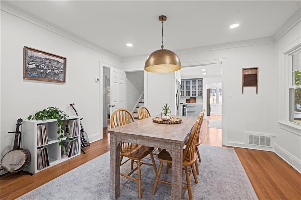 5600 Kenwood Avenue — photo 13