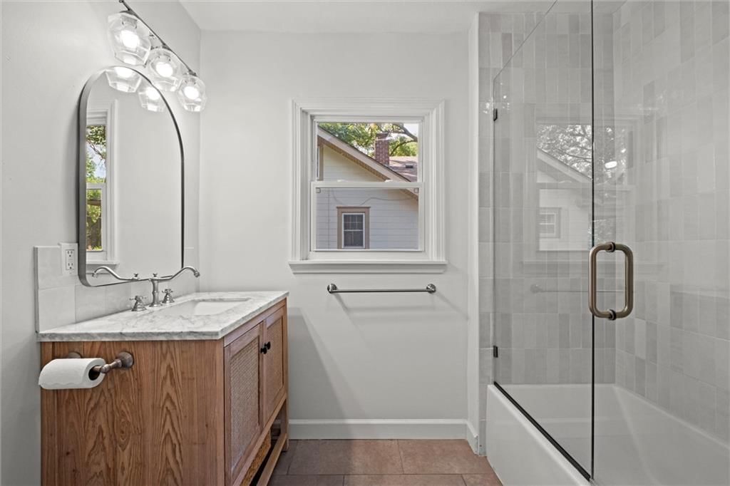 5600 Kenwood Avenue — photo 20