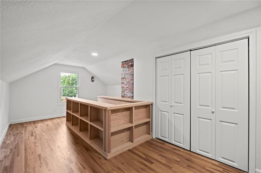 5600 Kenwood Avenue — photo 31