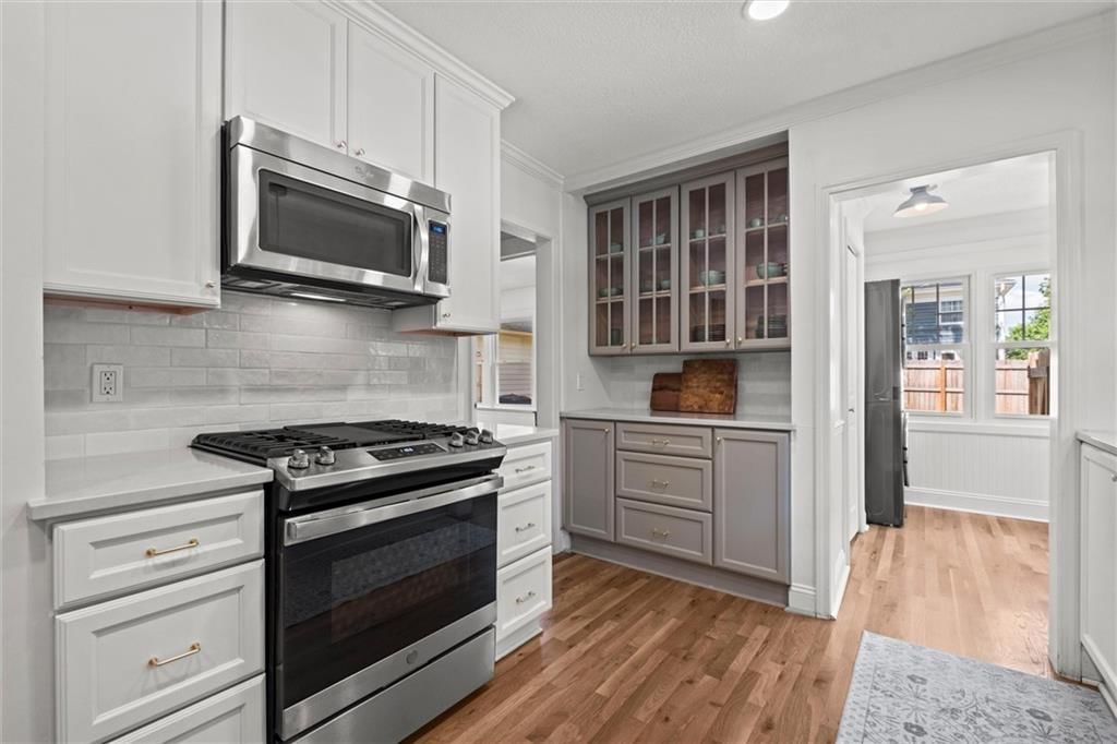 5600 Kenwood Avenue — photo 10