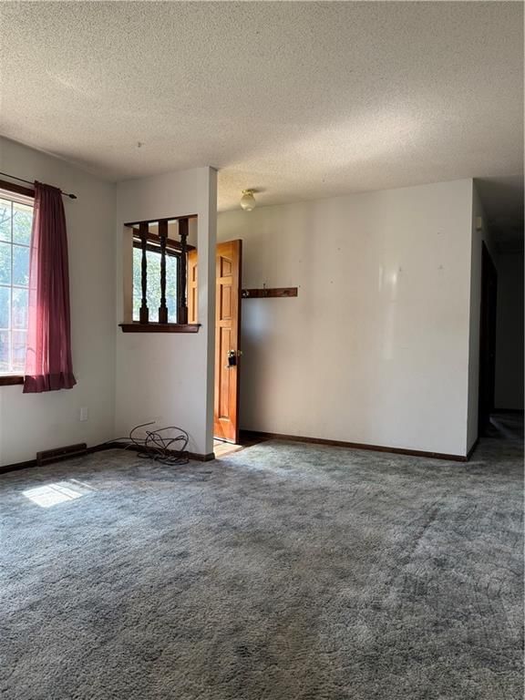 900 N King Avenue — photo 5