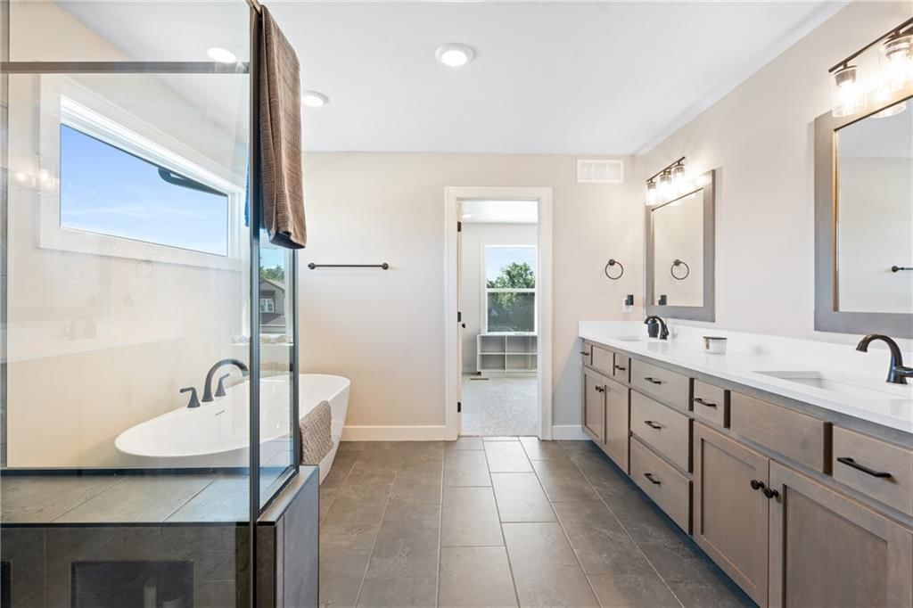2768 SW 12th Terrace — photo 24