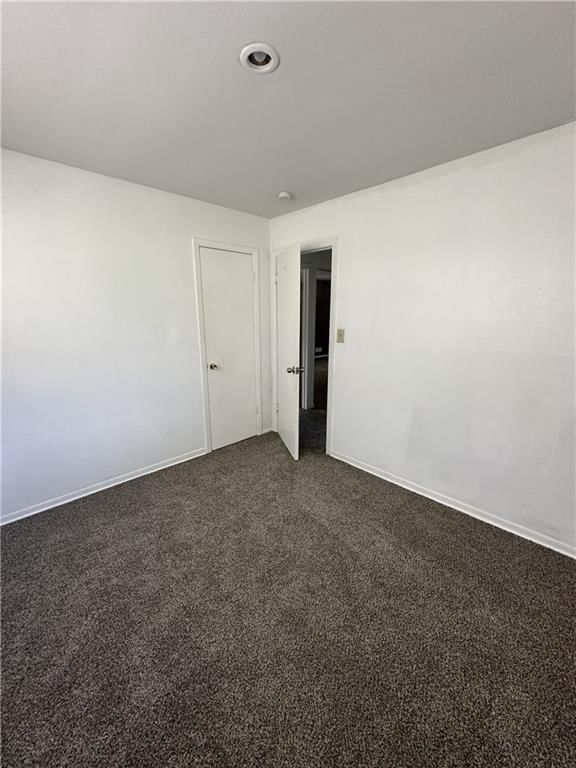 11001 Ewing Avenue — photo 8