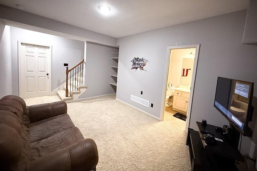 12748 Walker Avenue — photo 23