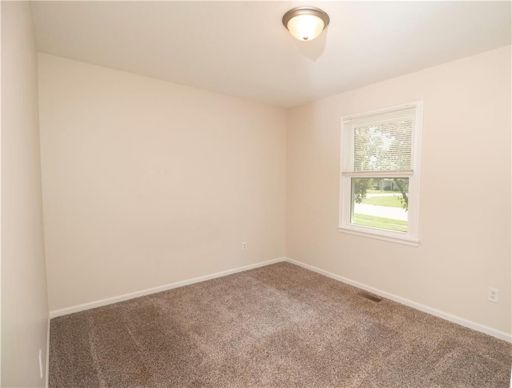 1705 Sycamore Court — photo 10