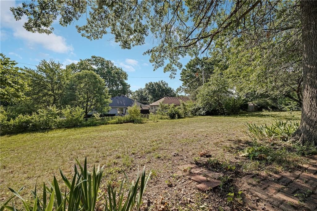 4921 S Willis Avenue — photo 19