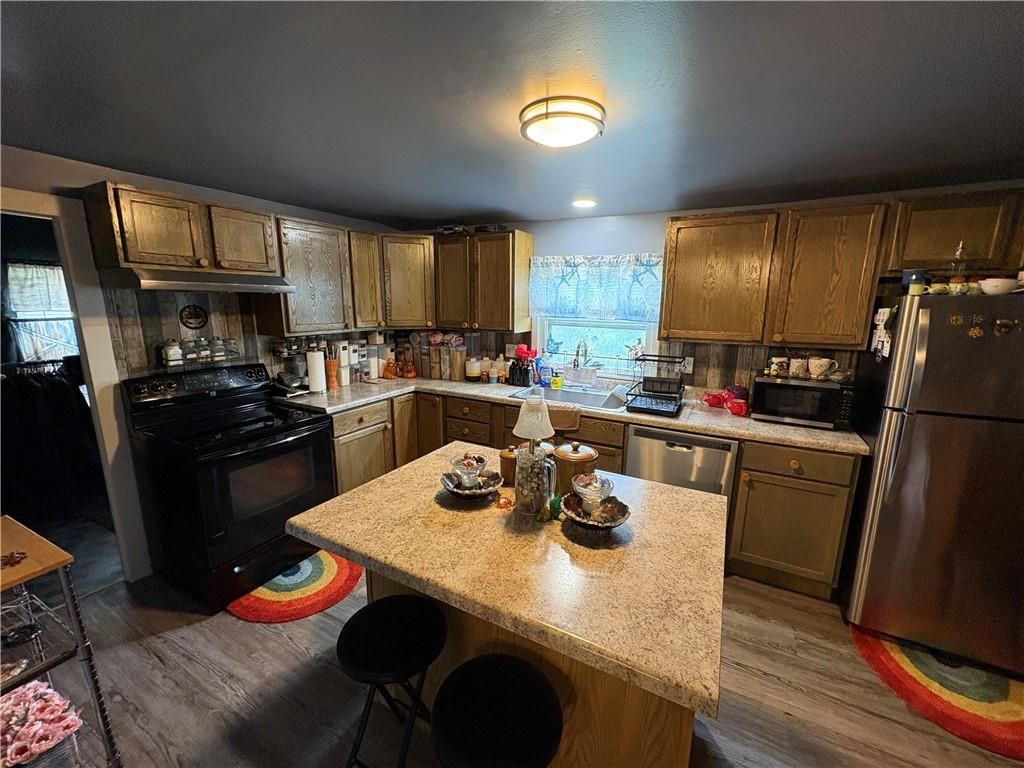 640 W 15th Street — photo 16