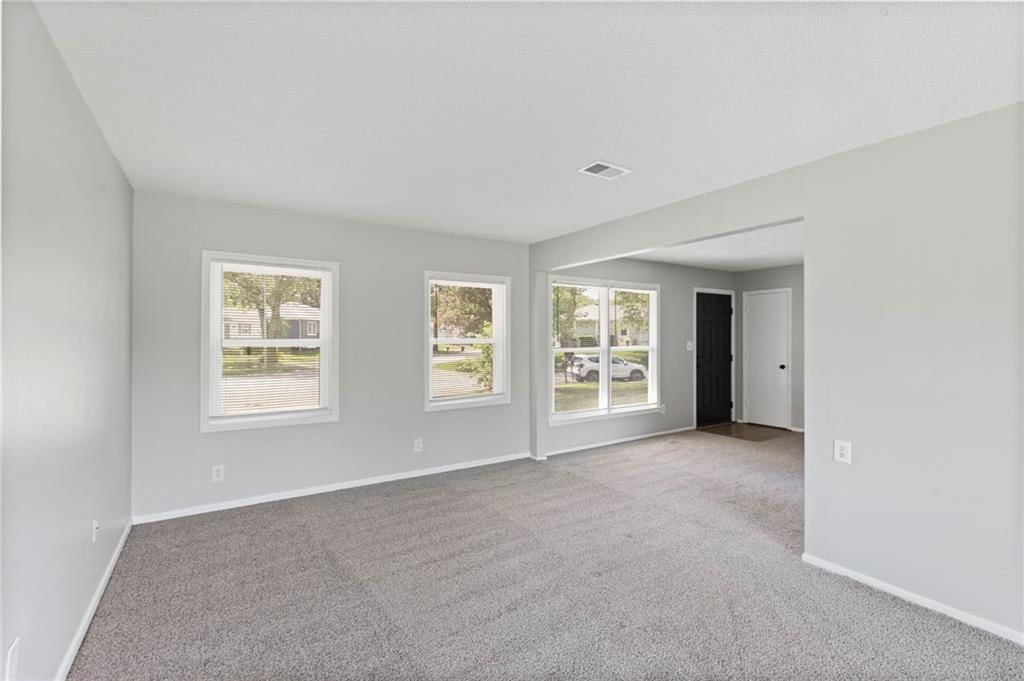 1313 S Clark Avenue — photo 11