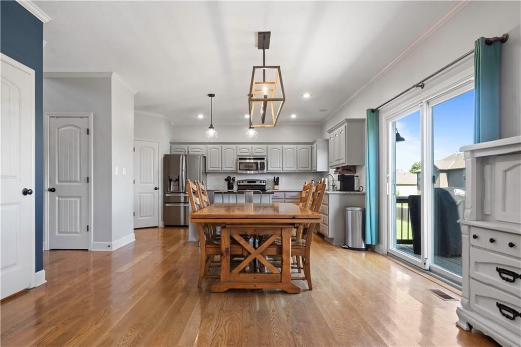 1320 SW Merryman Drive — photo 16