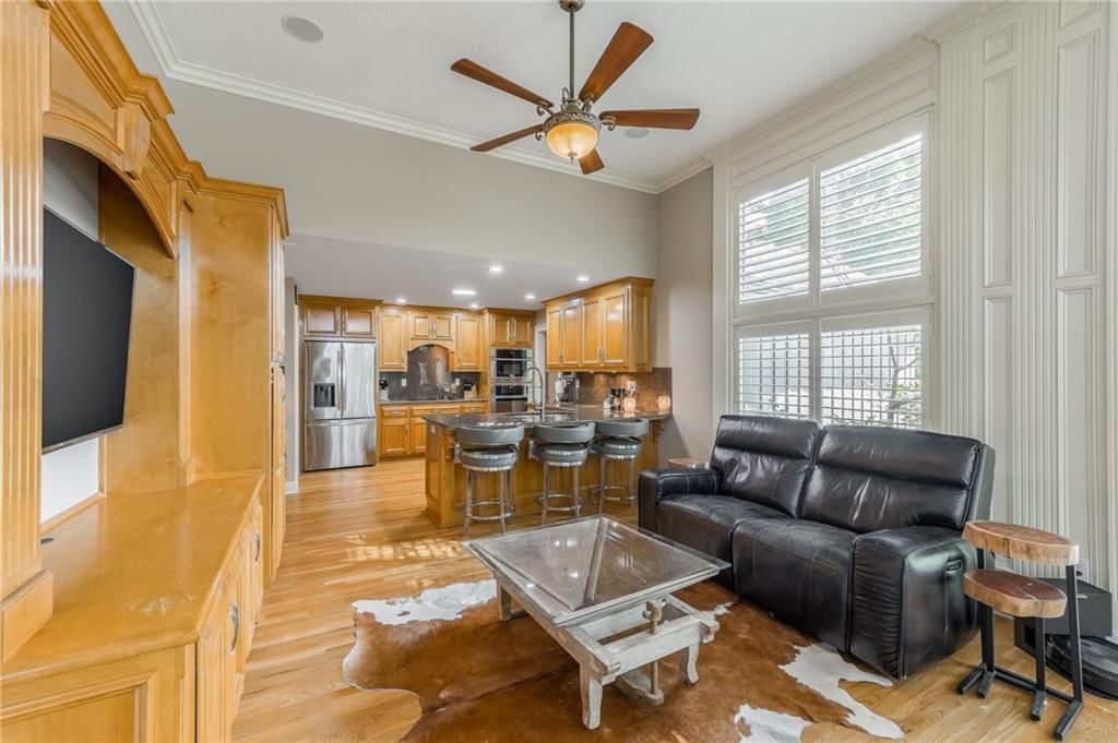 1105 Guinevere Drive — photo 13