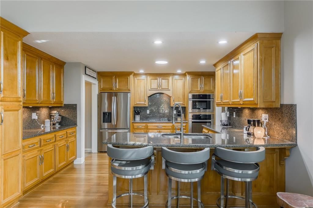 1105 Guinevere Drive — photo 15