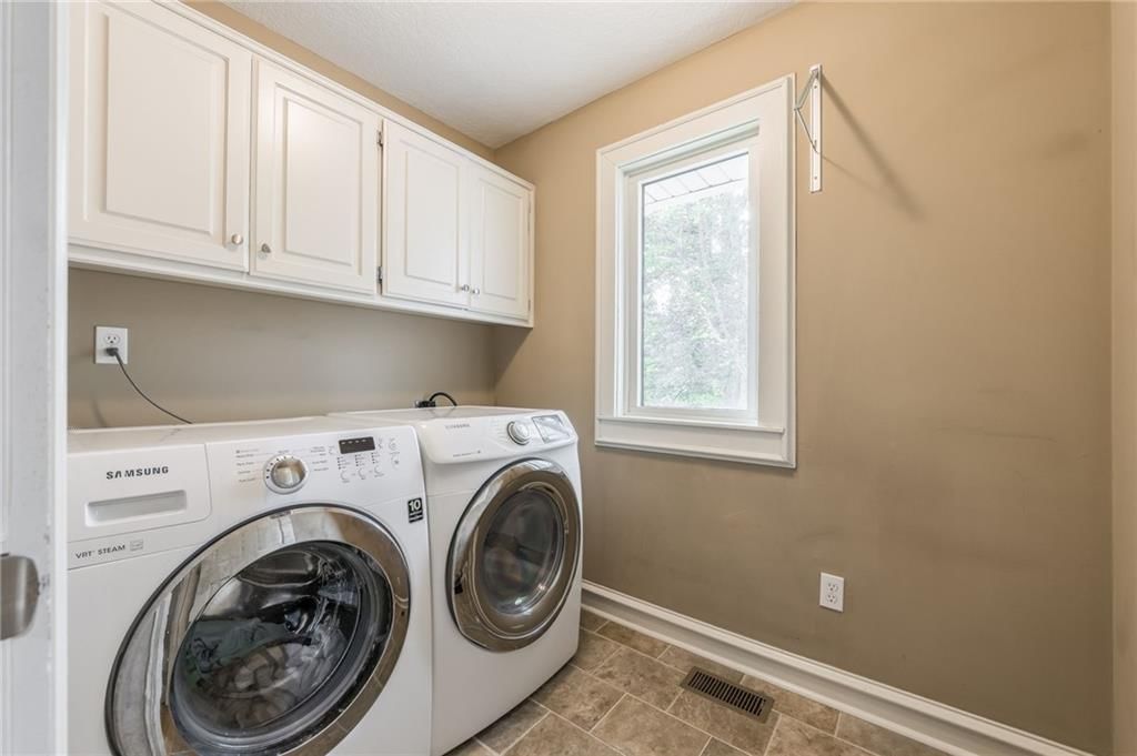 1105 Guinevere Drive — photo 20