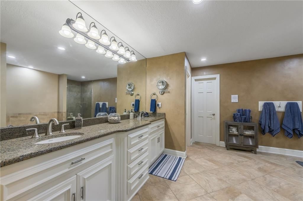 1105 Guinevere Drive — photo 23