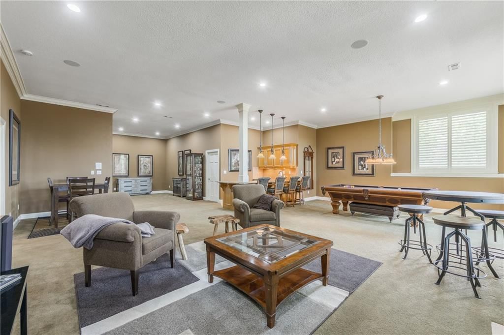 1105 Guinevere Drive — photo 44