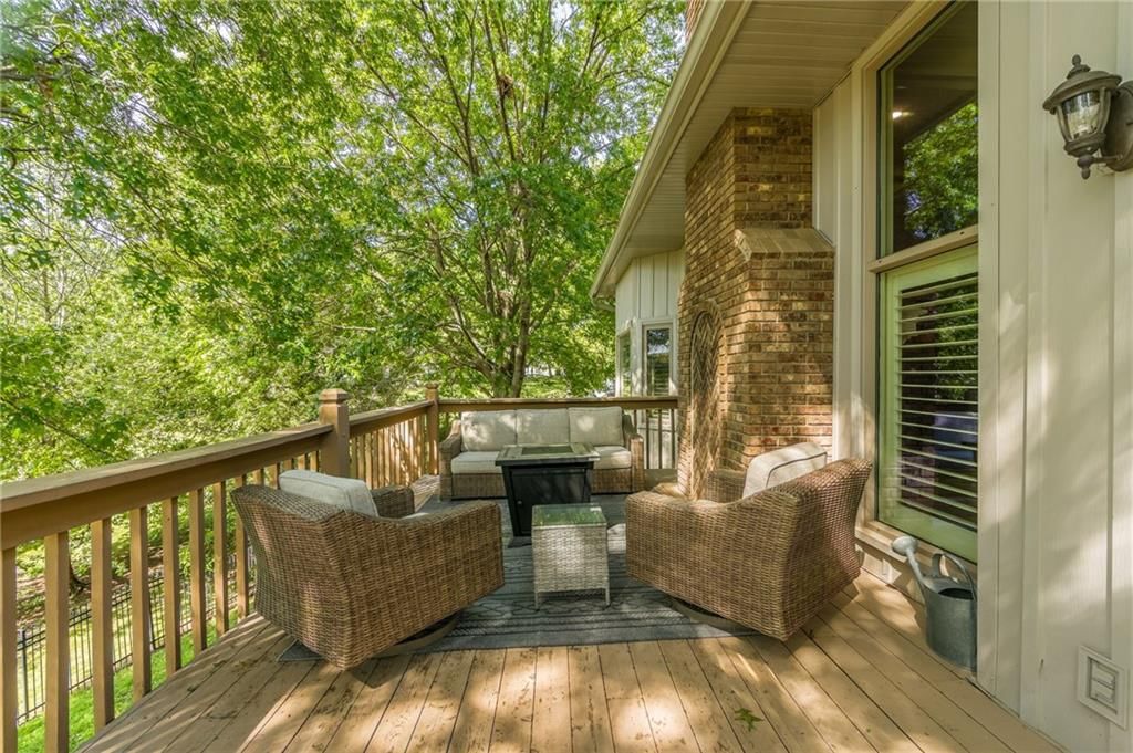 1105 Guinevere Drive — photo 59