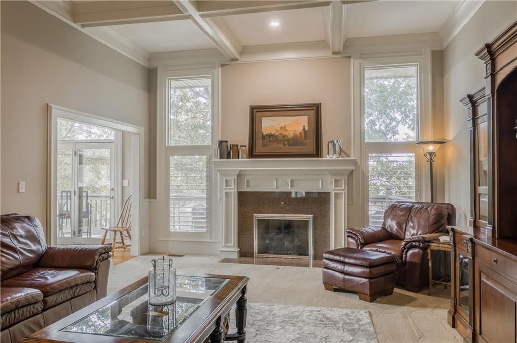 1105 Guinevere Drive — photo 10