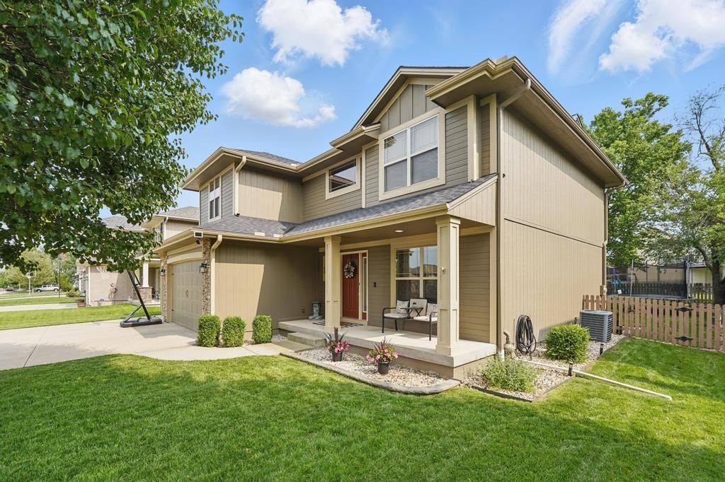 2809 SE Jennifer Drive — photo 2