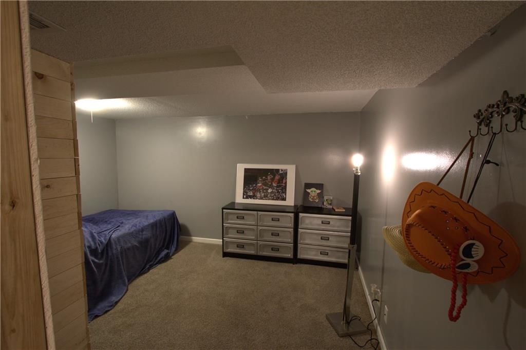 109 SE Rockwood Street — photo 23