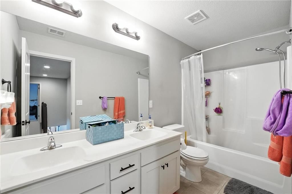 1016 SE Forest Ridge Court — photo 30