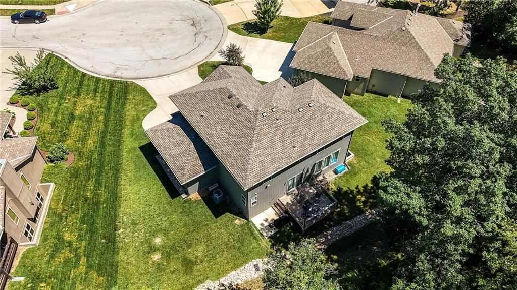 1016 SE Forest Ridge Court — photo 10