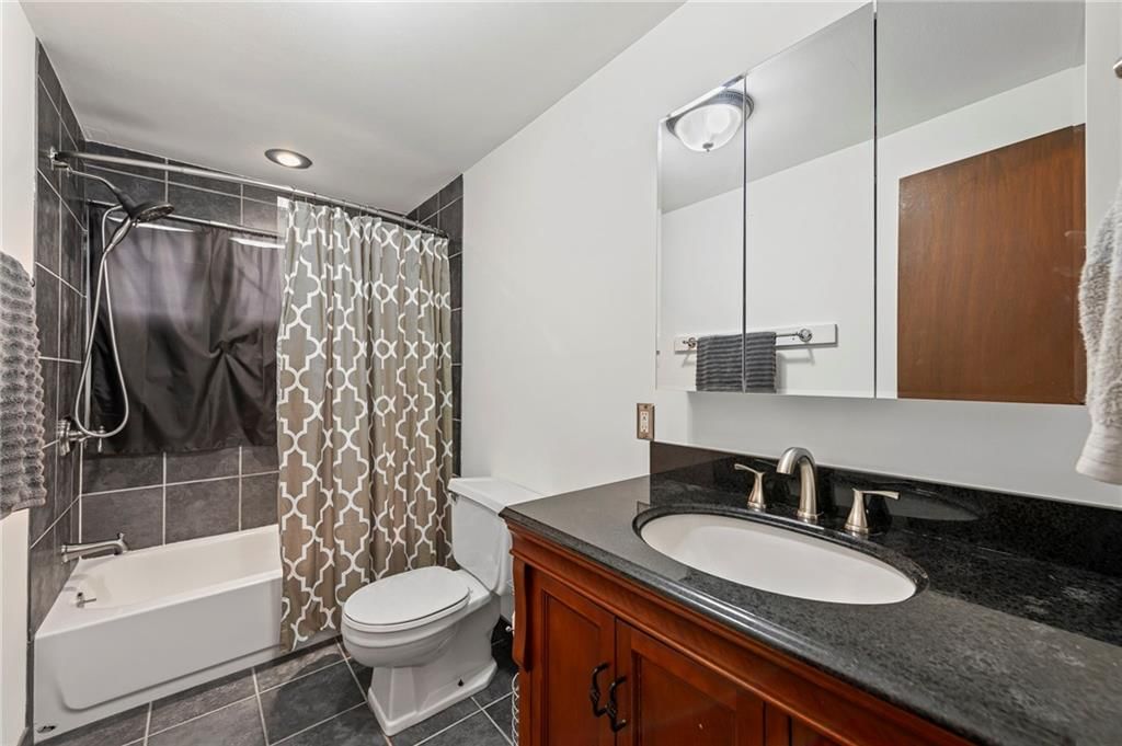 6955 N Liberty Street — photo 12