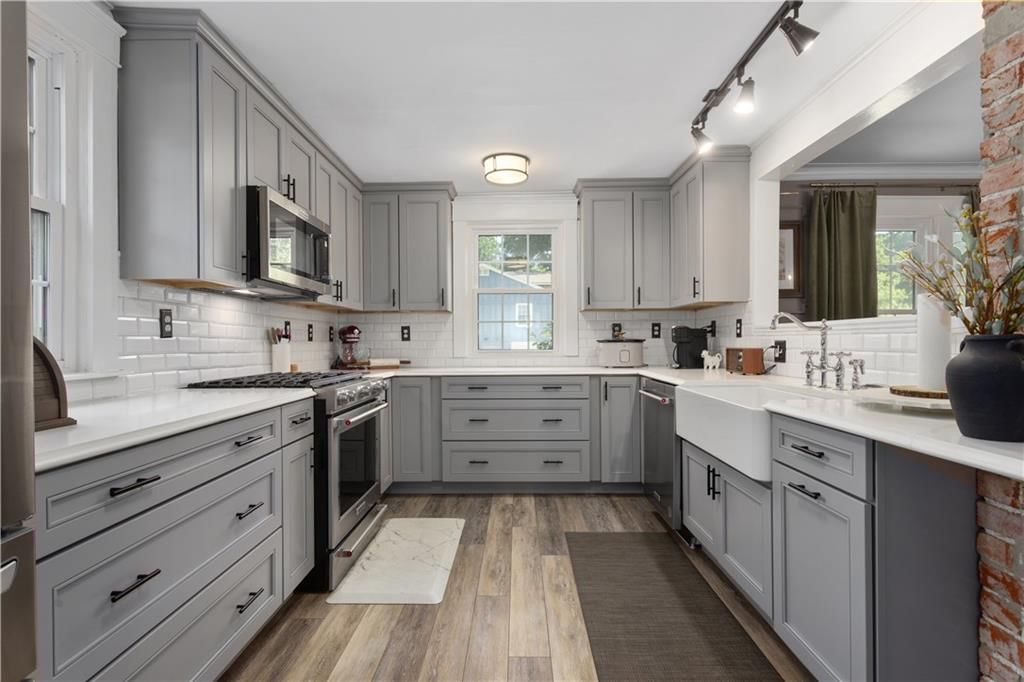 6000 Cherry Street — photo 3