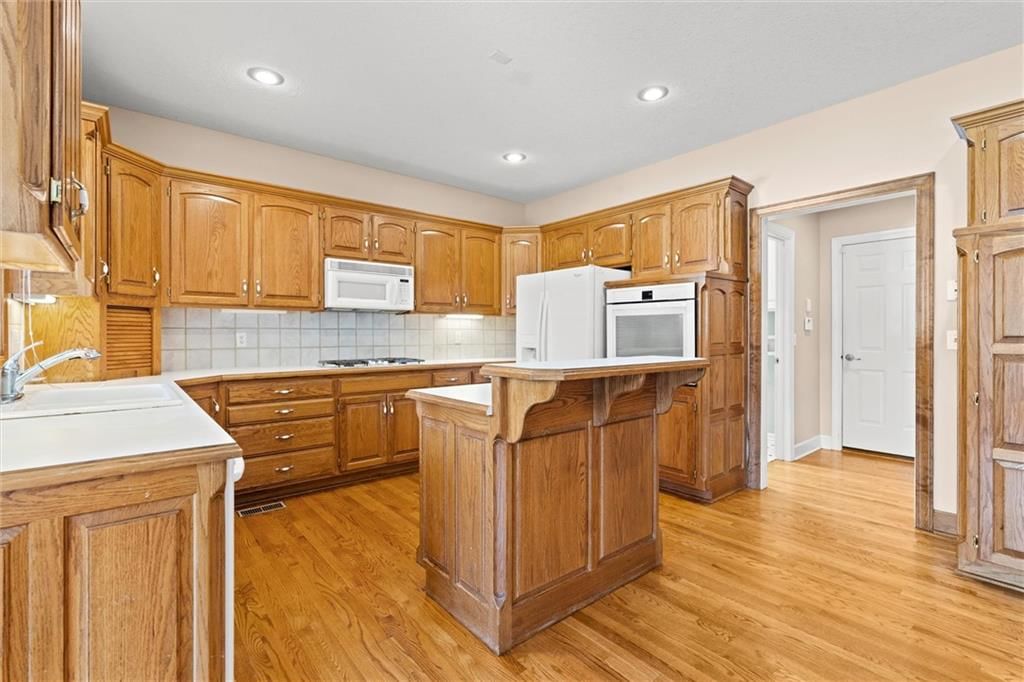 4505 NW Bittersweet Lane — photo 15