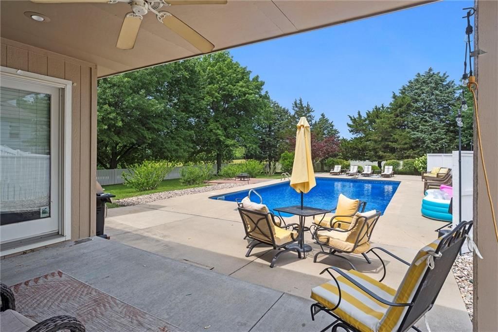 4505 NW Bittersweet Lane — photo 23