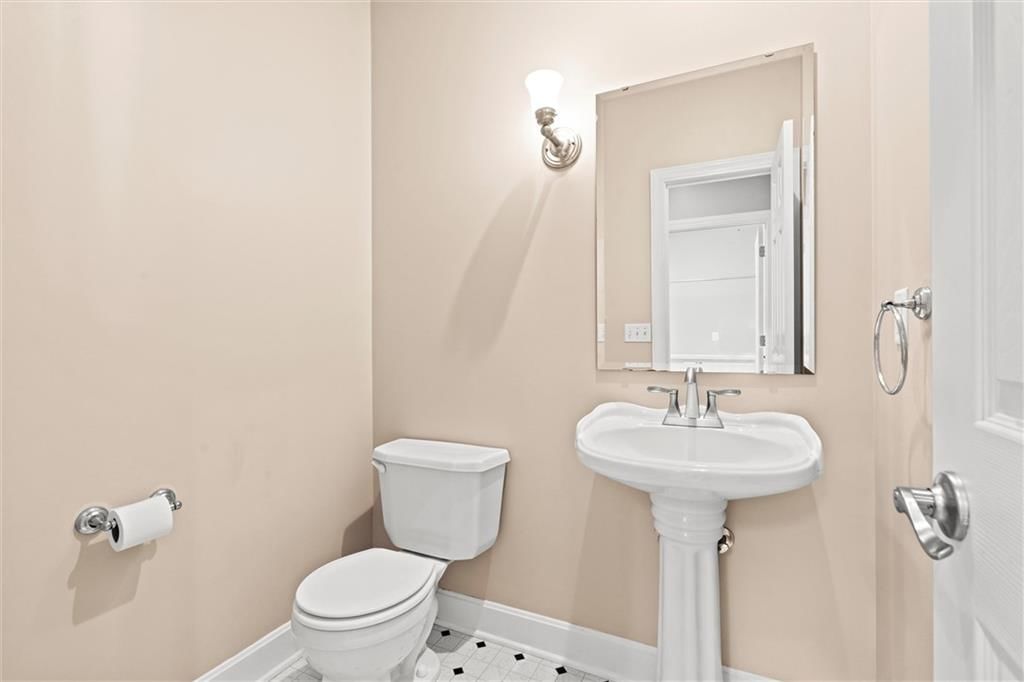 4505 NW Bittersweet Lane — photo 28