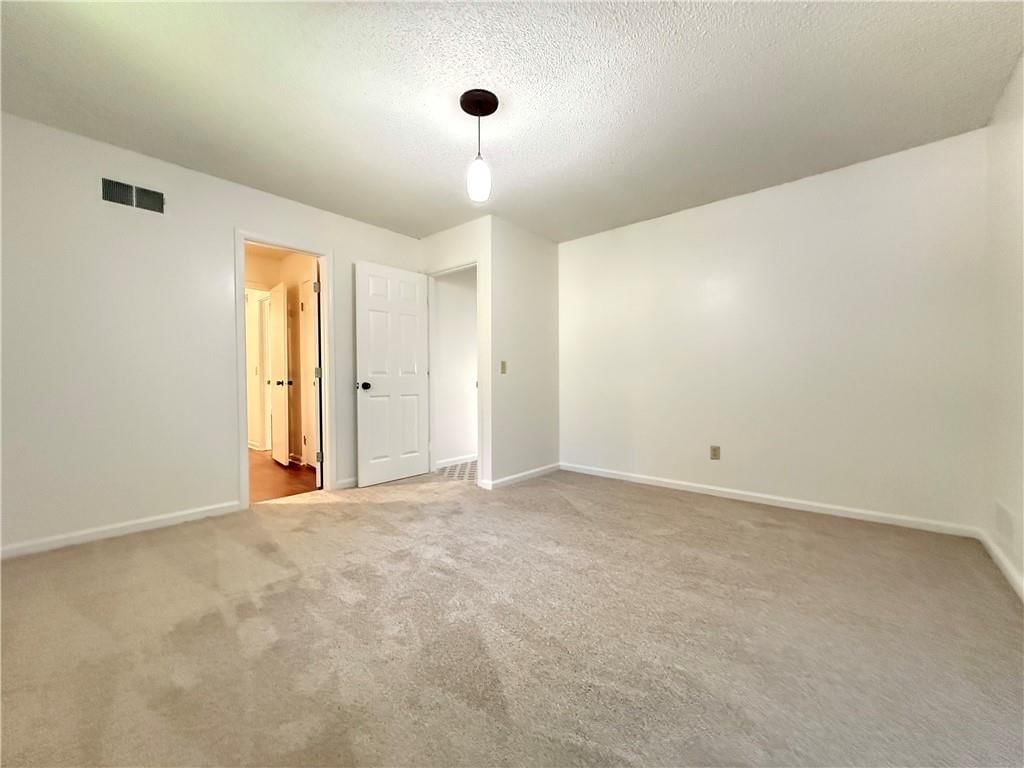 10010 W 86th Street — photo 17