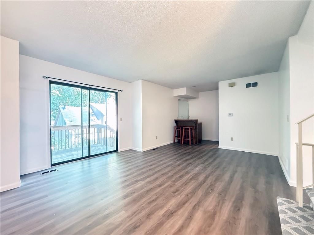 10010 W 86th Street — photo 7