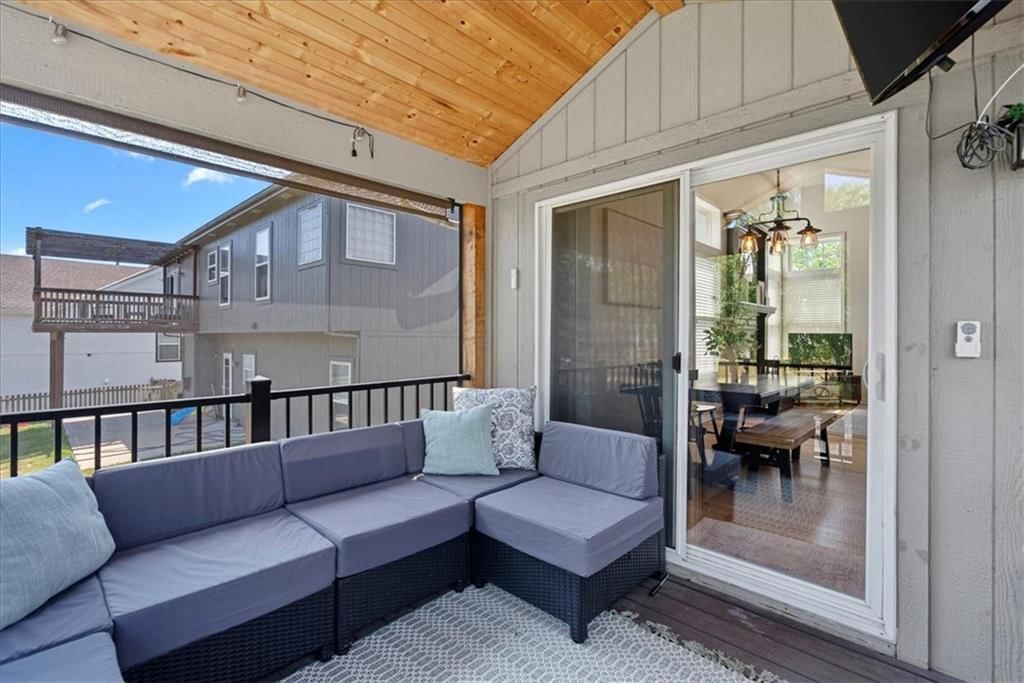 16584 W 156TH Terrace — photo 34