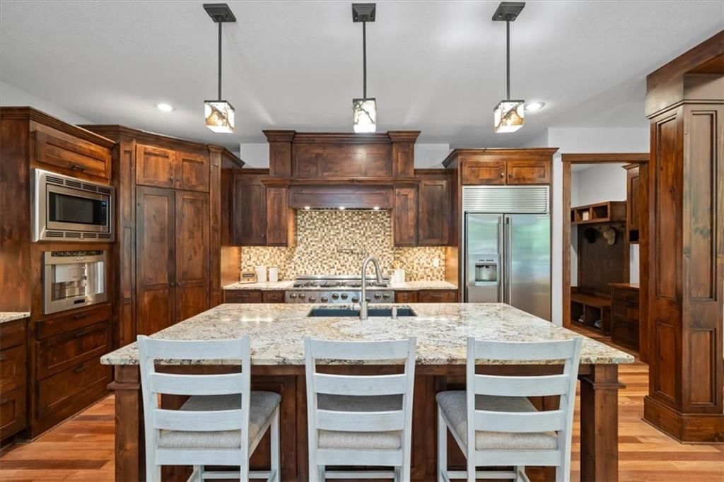 6822 Woodstock Court — photo 9