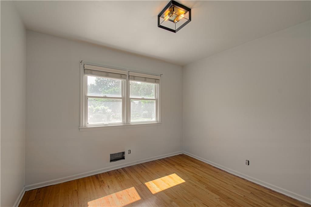 413 W 111 Terrace — photo 19