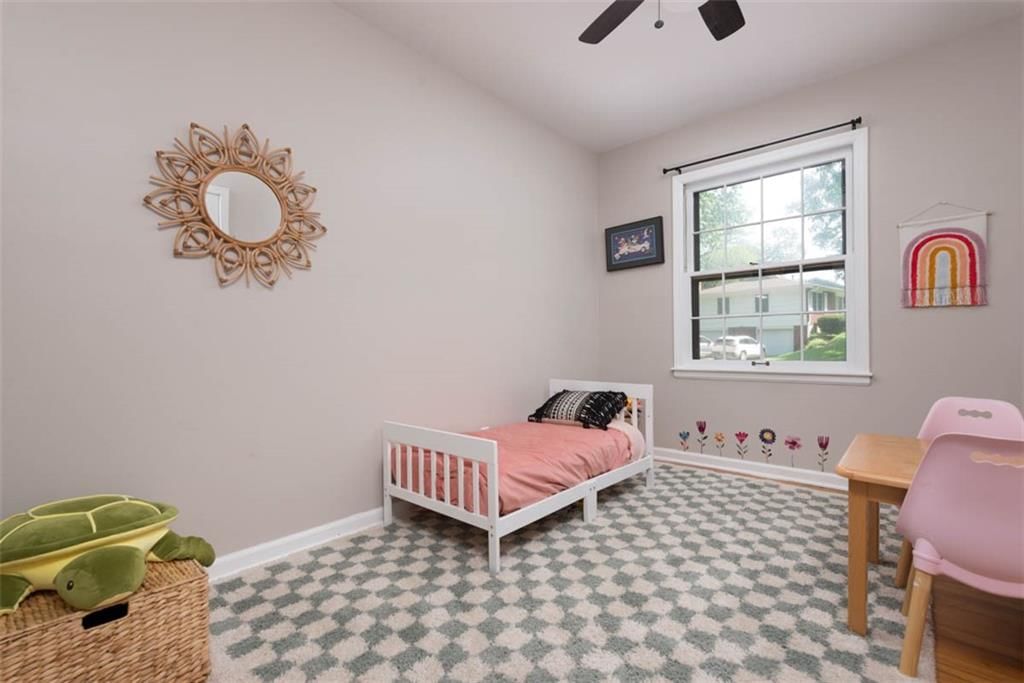 4714 NE Chouteau Drive — photo 31