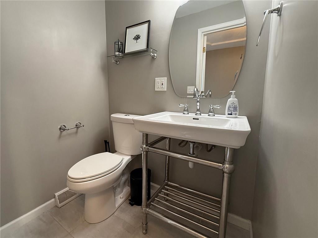 114 NW Teakwood Street — photo 13