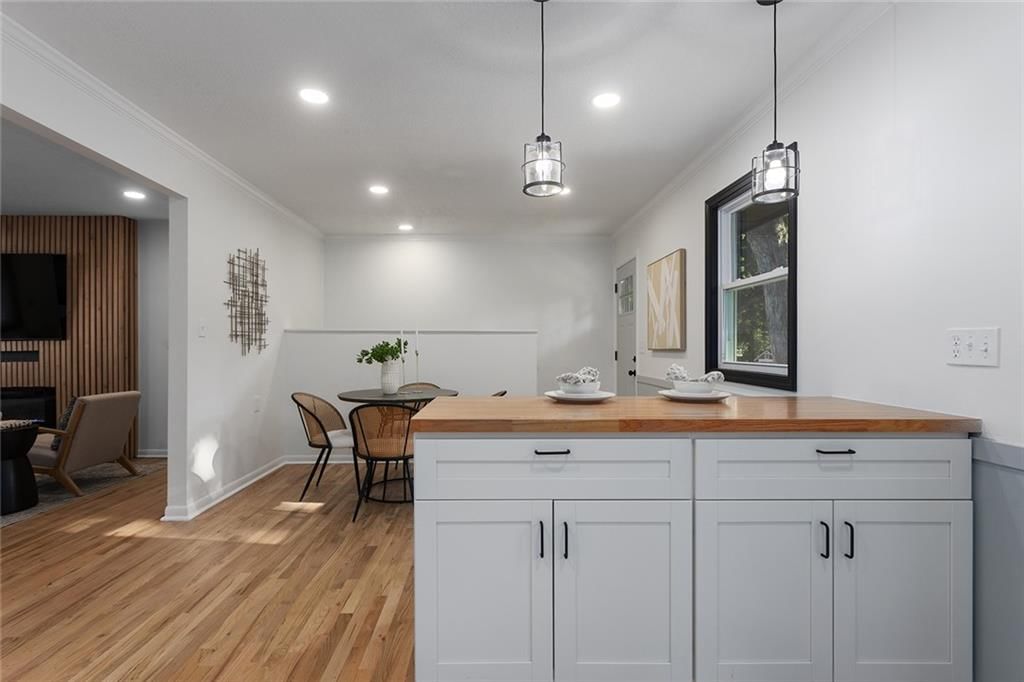 7916 Madison Street — photo 12