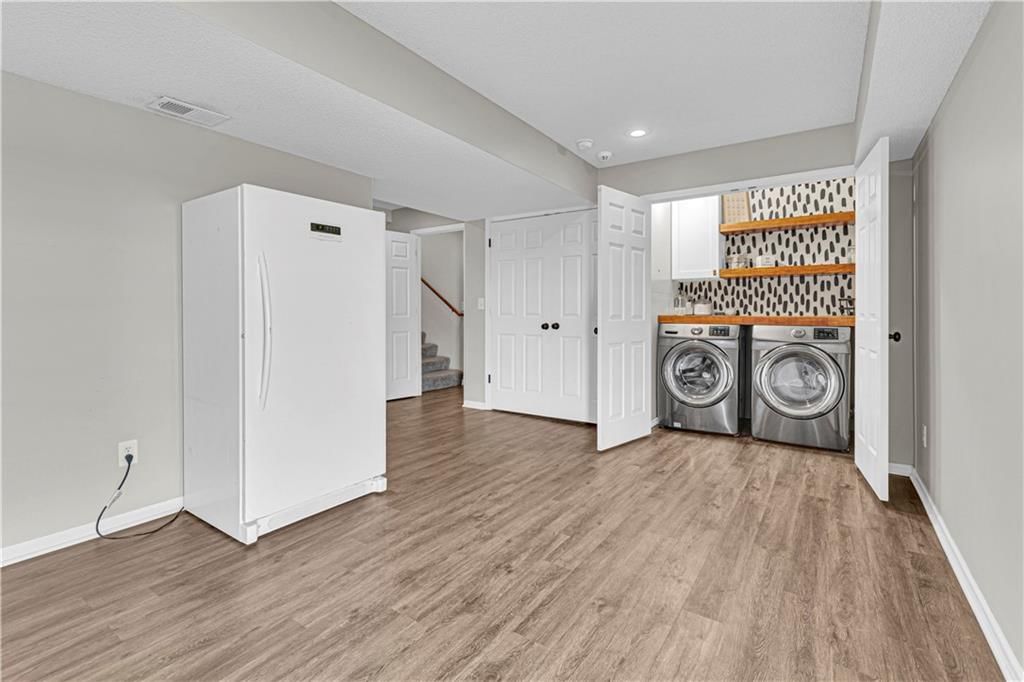 610 N poplar Street — photo 23