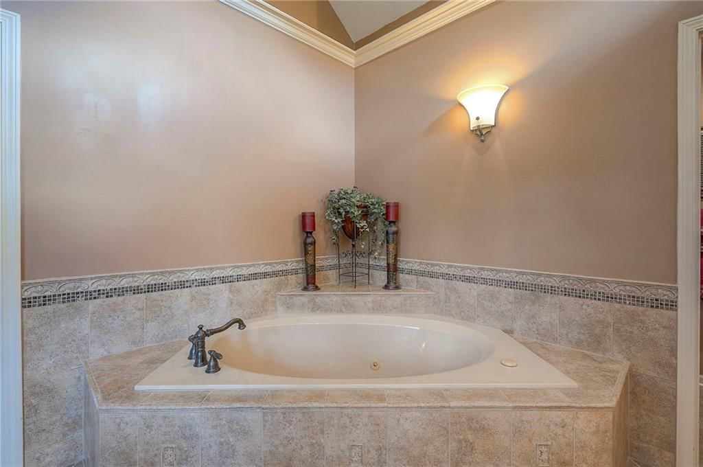 11018 W 126th Terrace — photo 34