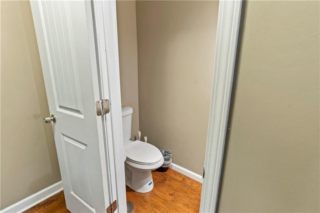 27 W Bannister Road — photo 10