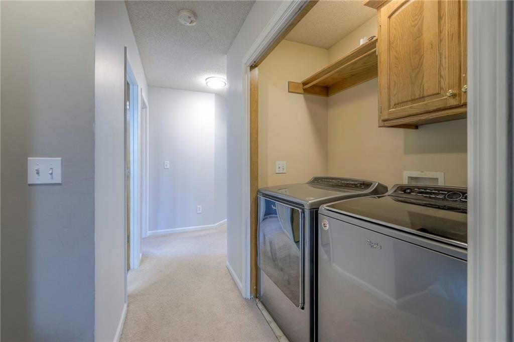 417 N Hickory Street — photo 16