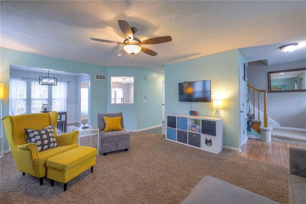 417 N Hickory Street — photo 5