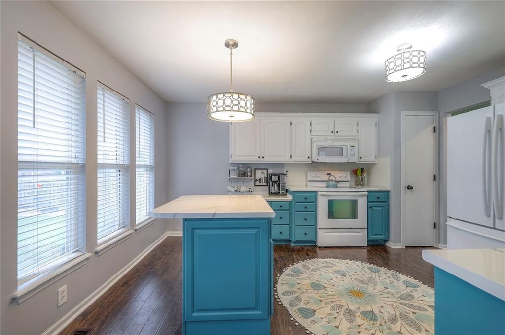 417 N Hickory Street — photo 9