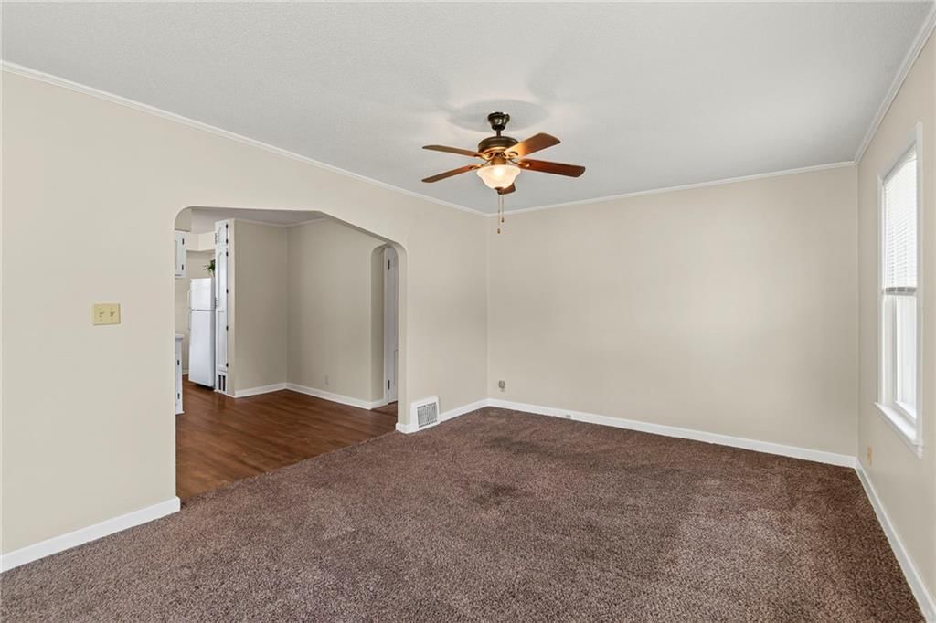 218 S Orchard Street — photo 12